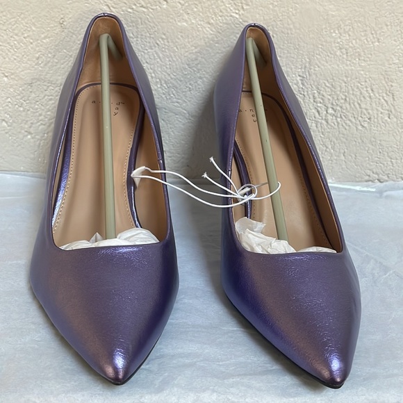 High Heels - Picture 2 of 7